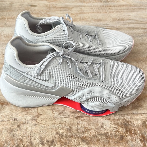Nike Air Zoom SuperRep 3 Sneakers {Platinum/Grey/Silver} 9 - Picture 7 of 13
